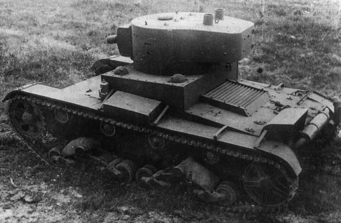 Легкий огнеметный танк ОТ-133 (ХТ-133)