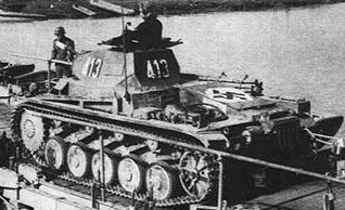 Легкий танк PzKpfw. II ausf B