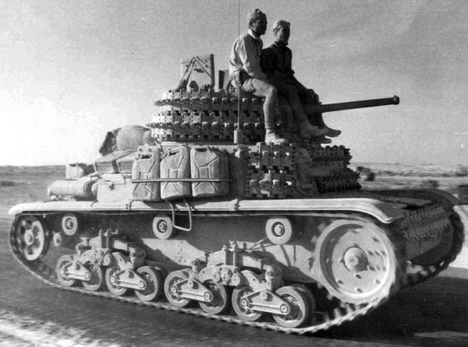 Легкий танк Carro armato M-14/41