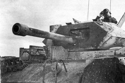средний танк Crusade-ІII с 6-фунтовой пушкой