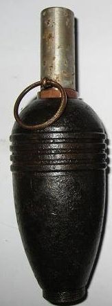 каплеобразная ручная граната М-32