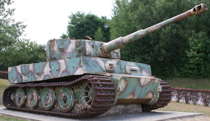 Тяжелый танк Panzerkampfwagen VI Ausf.E Tiger