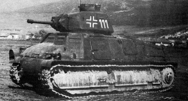 средний танк S-35 на службе Вермахта