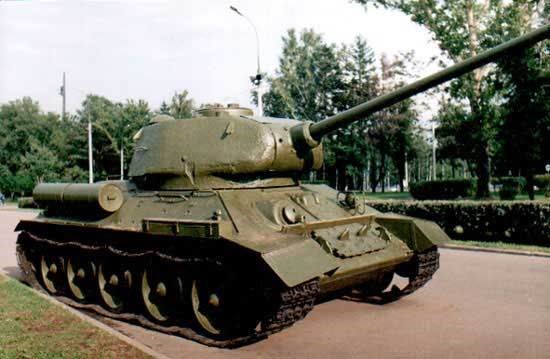 Средний Танк Т-34-85 с пушкой Д-5Т