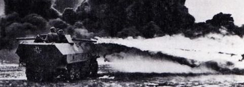 Самоходный огнемет mittlerer Flammpanzerwagen (Sd. Kfz.251/16).