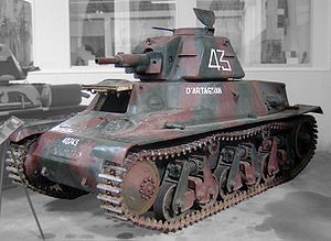 легкий танк Hotchkiss H-39