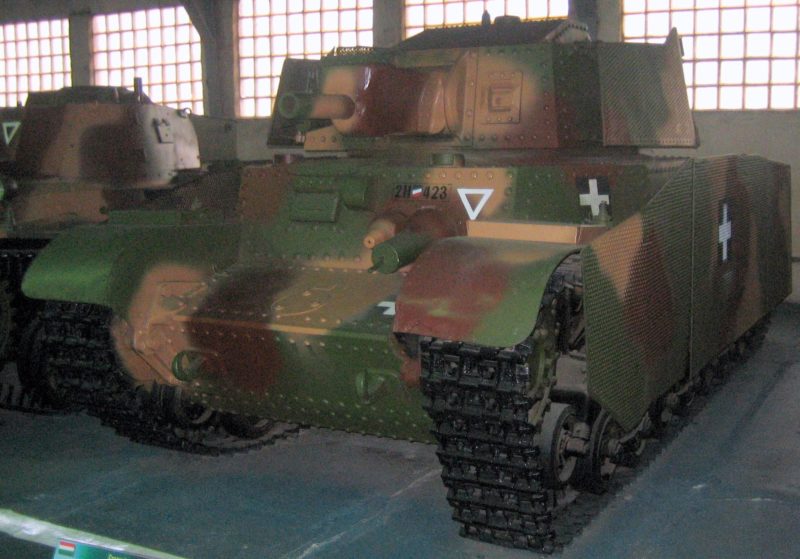 Средний танк 40-M Turán - І