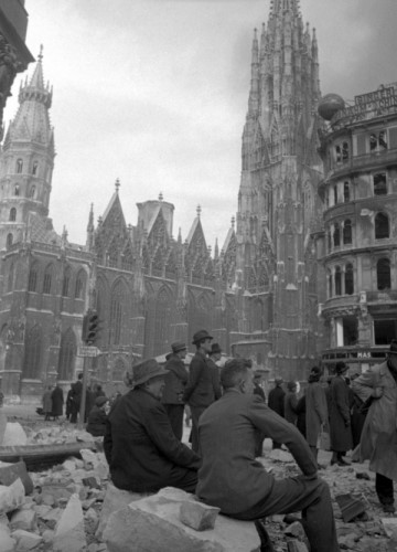 Разрушенная Вена. Апрель 1945 г.