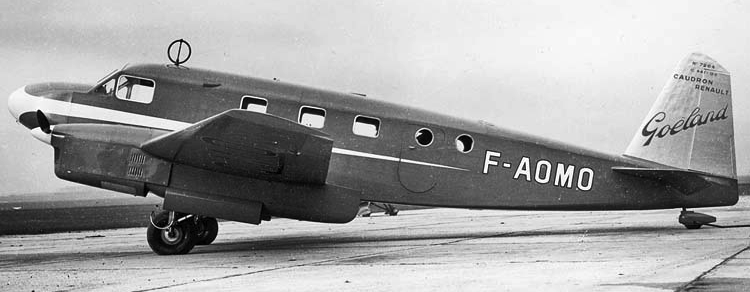 Транспортный самолет  Caudron C-449 Goeland