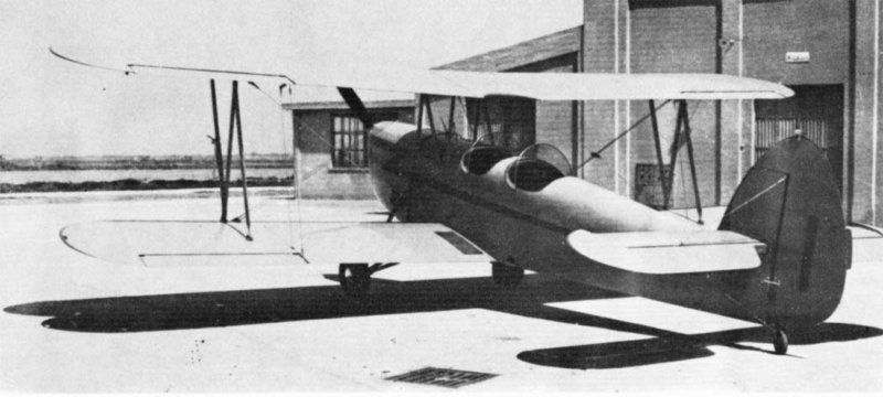 Учебно-тренировочный самолет Saiman 200