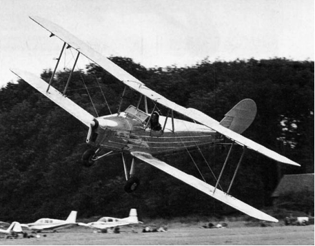 Учебно-тренировочный самолет Blackburn В-2