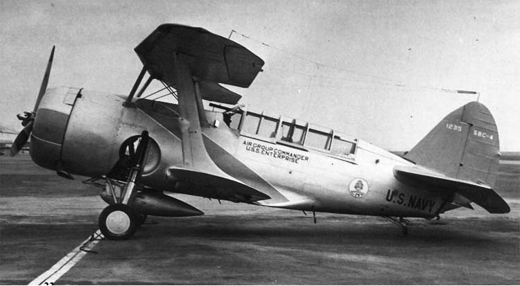Палубный бомбардировщик Curtiss Helldiver SBC-4