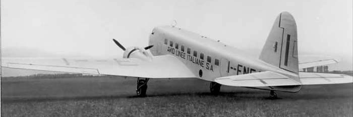 Транспортный самолет Fiat G-18 Veloce