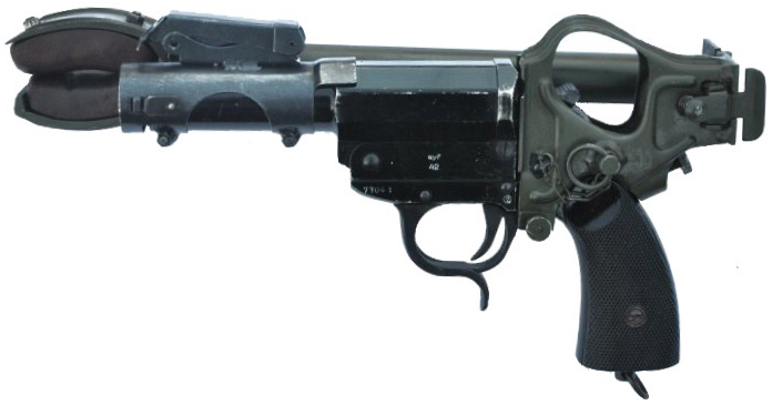 Kampfpistole со сложенным плечевым упором
