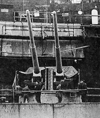 корабельное орудие 15-cm/55 SK C/28 в двухорудийной башне