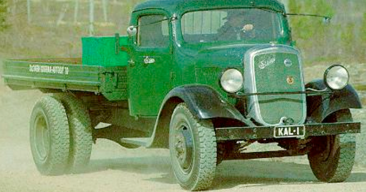 Бортовой грузовик Sisu S-321