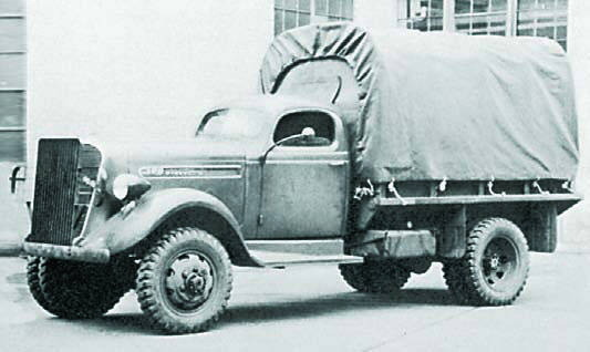 Бортовой грузовик Studebaker K-15F