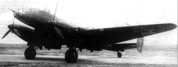 Бомбардировщик - Ер-2 2М-30Б
