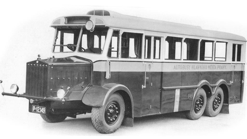Автобус Tatra-24/67