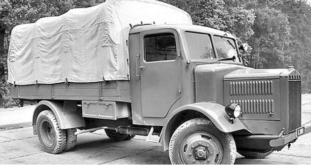 Бортовой грузовик Tatra-27