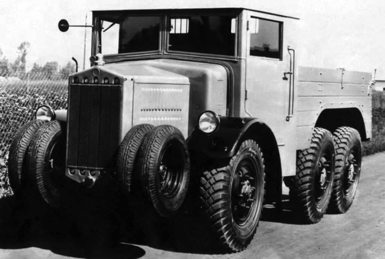 Бортовой грузовик Tatra-22