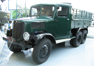 Грузовик Tatra-93