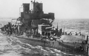канонерская лодка «Aphis» с орудием 6"/ 50 BL Мk-XIII в одноорудийной башне