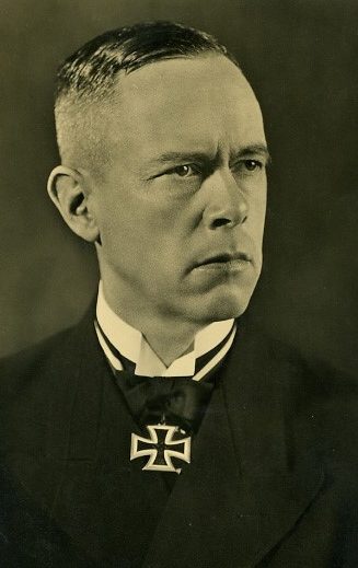 Лютьенс Гюнтер (Günther Lütjens) (25.05.1889 – 27.05.1941)