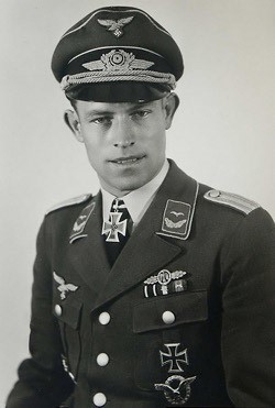 Эрлер Генрих (Heinrich Ehrler) (14.09.1917 – 06.04.1945)