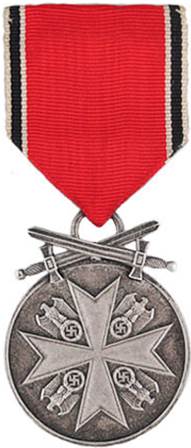 Аверс Немецкой медали за заслуги Ордена немецкого Орла в серебре с мечами.