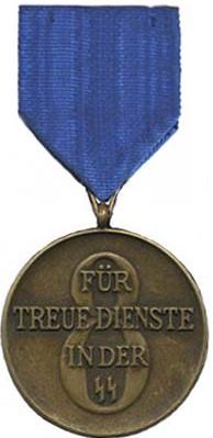 Реверс медали за 8 лет службы в СС.
