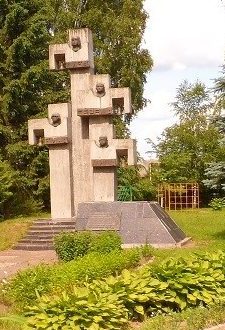 п. Сураж Витебского р-на. Памятник детям Шмырёва
