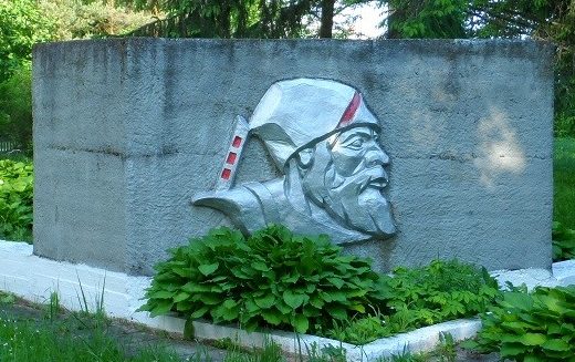 п. Сураж Витебского р-на. Памятник погибшим воинам