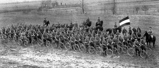 Велосипедный полк на Западном Фронте в 1914 г.