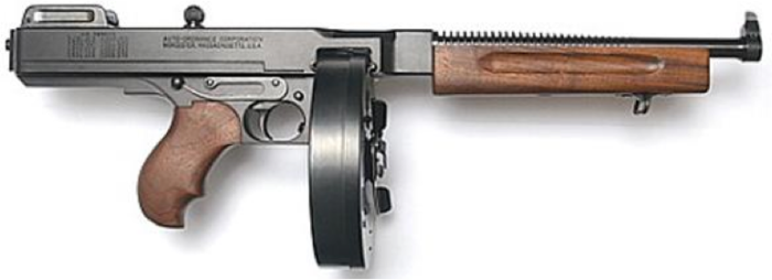 Пистолет-пулемет Thompson M-1921 с отсоединенным прикладом