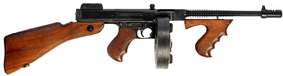 Пистолет-пулемет Thompson М-1928 с 50-зарядным барабанным магазином и дульным компенсатором