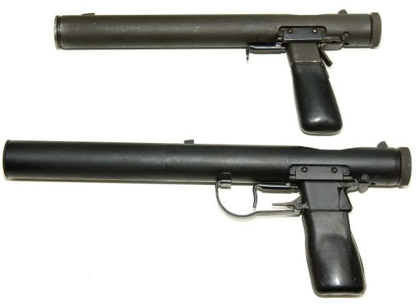 Вверху бесшумный пистолеты пистолет Welrod Mk-II калибра 7.65-мм. Внизу – Mk-I калибра 9-мм