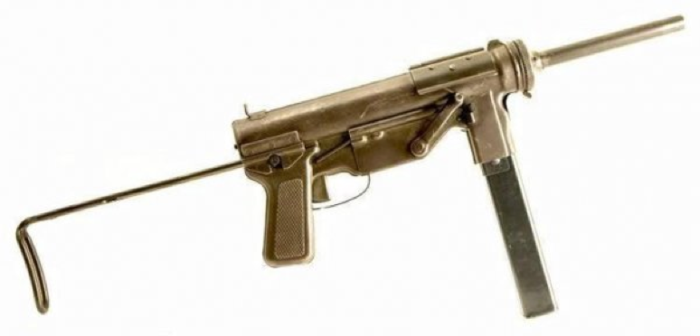 Пистолет-пулемет M-3 с откинутым