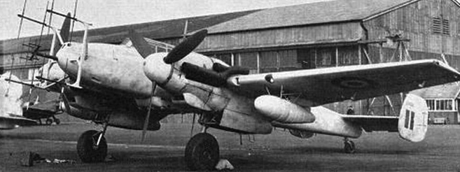 Антенны РЛС FuG-202 на самолете Bf 110 G-4