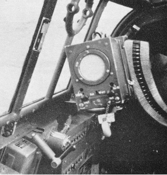 Блок управления РЛС FuG-350 Naxos Z в кабине Bf-110