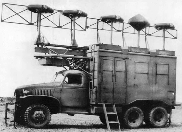 Мобильная РЛС AN/MRN-1 в фургоне К-53
