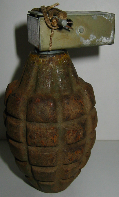 Импровизированная противопехотная мина с нажимным взрывателем «М-5»