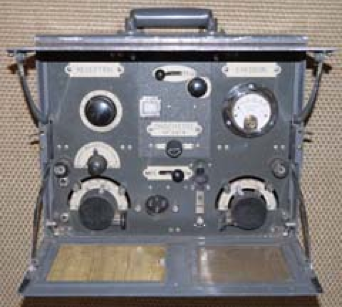 Переносная радиостанция ER-17 Type 1931