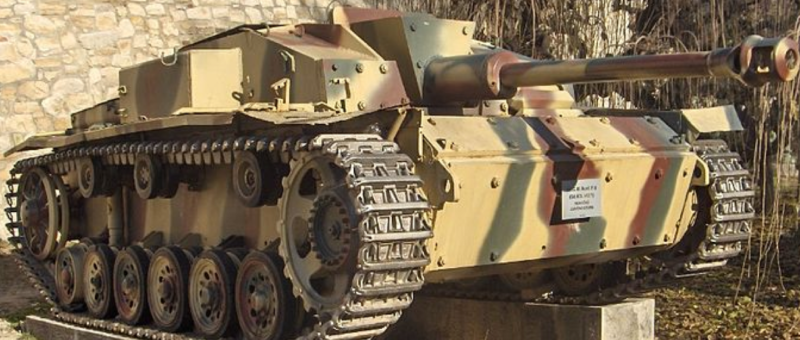 САУ Gepanzerte Selbstfahrlafette für Sturmgeschütz 7,5 cm Kanone (StuG-III)