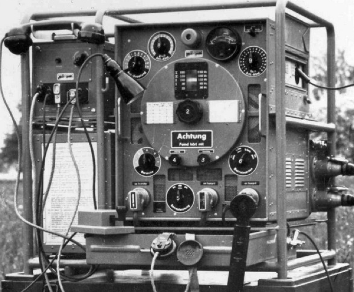 Стойка передатчика радиостанция SE-218 м (KL-43)