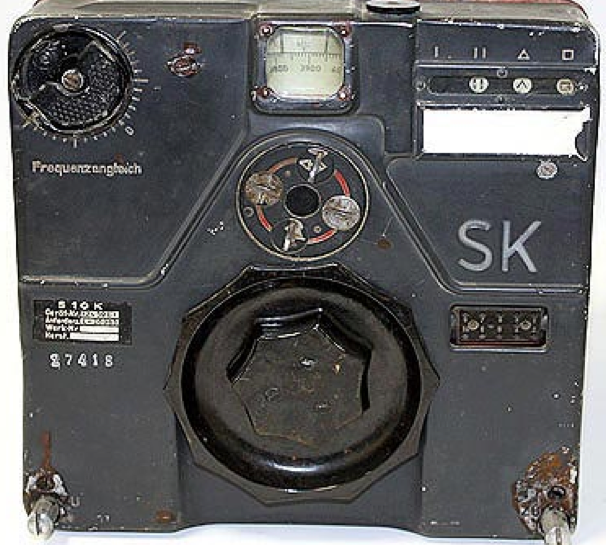Коротковолновый блок радиостанции FuG-10. Передатчик S10K (SK).