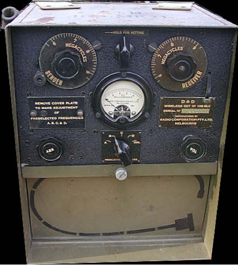 Портативная радиостанция Wireless Set 208 Mk-II