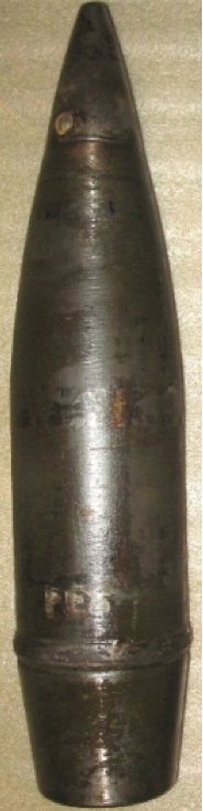 Выстрел 105x658R, осколочно-фугасный снаряд к нему и упаковка