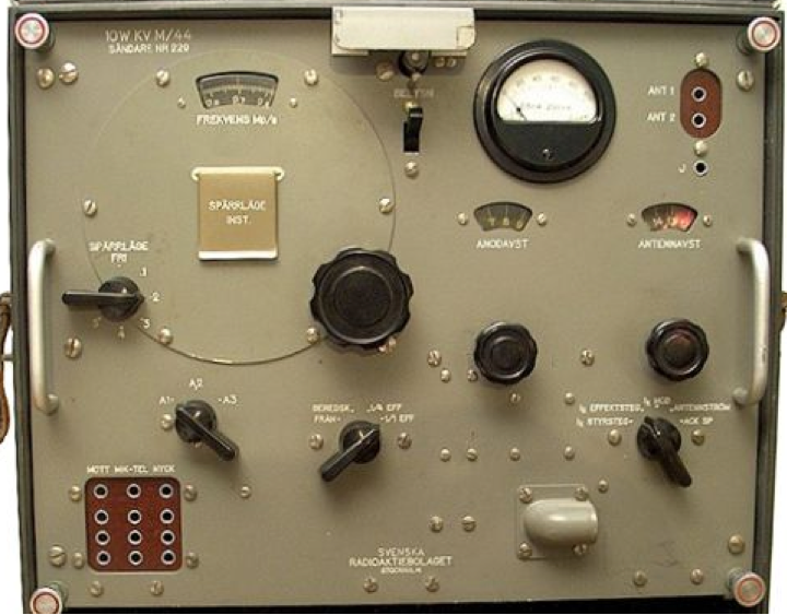 Комплект портативной радиостанции 10W KV-44. Передатчик.