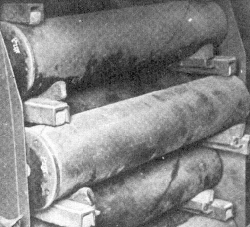Гильзы и снаряды 128-мм орудия
